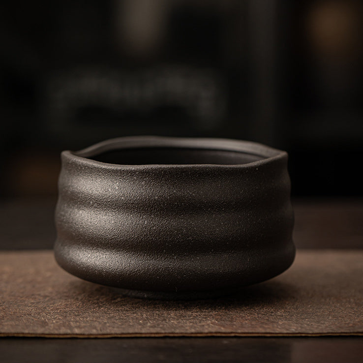 Wave Rim Ceramic Matcha Bowl – 600ml